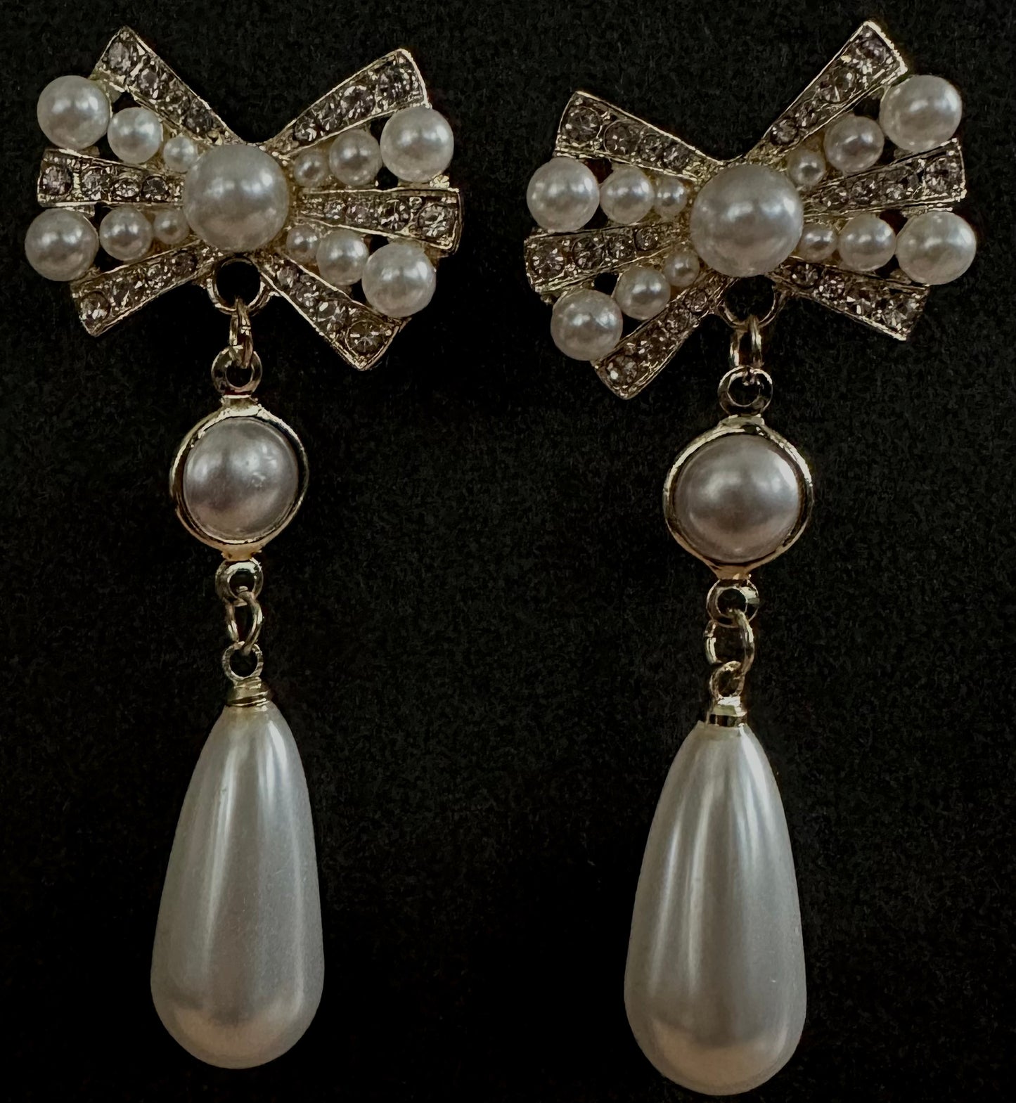 Pearl Drop Earring